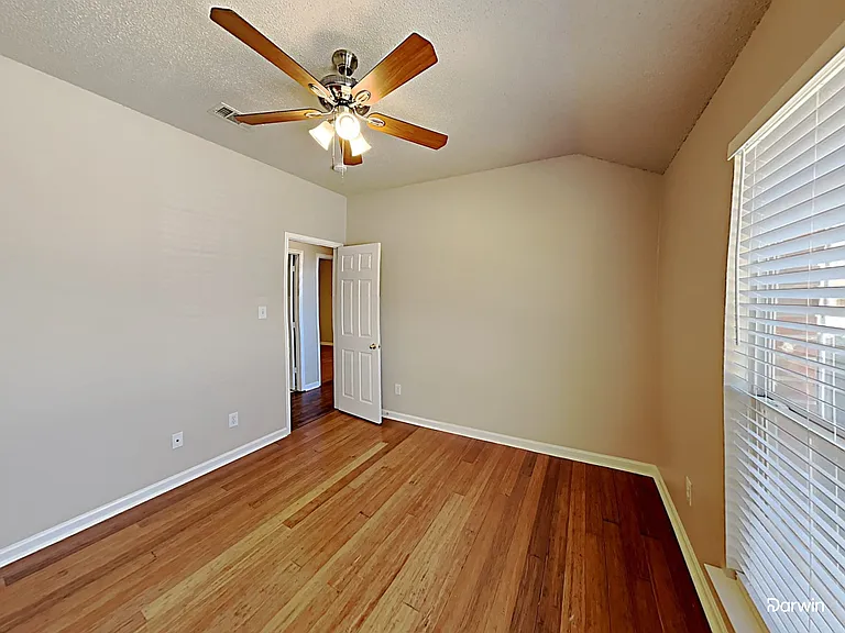 643 Big Oak Ct — Photo 15