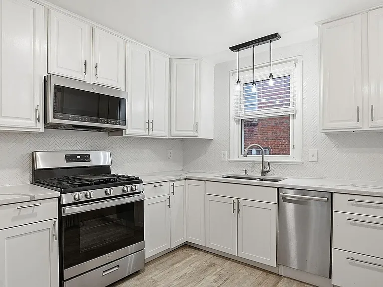 742 Congress St SE — Photo 4