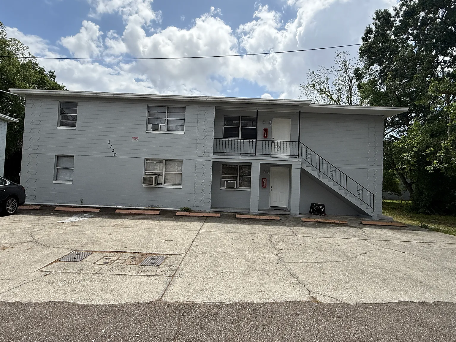 2 bed, 750 sqft, $1,000 — Photo 1