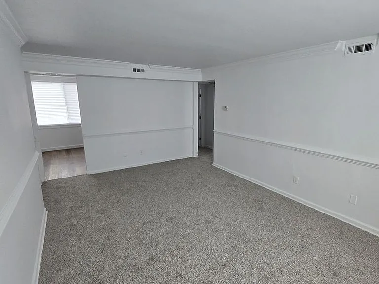 600 Gay St — Photo 4