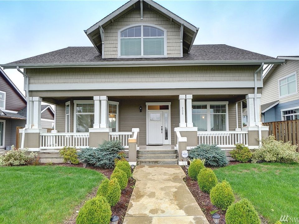 Beautiful crafstman with inviting front porch.