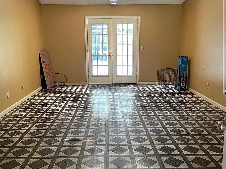 520 Circle Dr — Photo 2