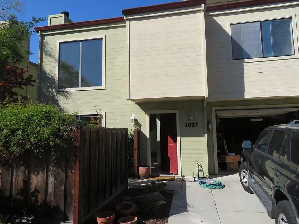 1st image of 2027 Bobwhite Ln