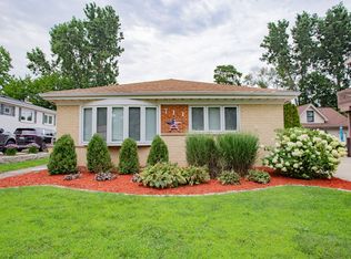 711 Schiller St, Itasca, IL 60143