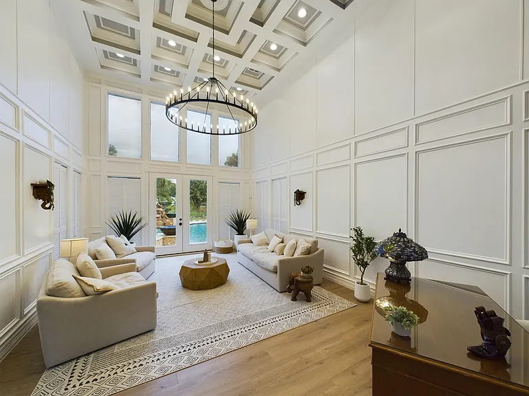 7702 Antoine Dr — Photo 9