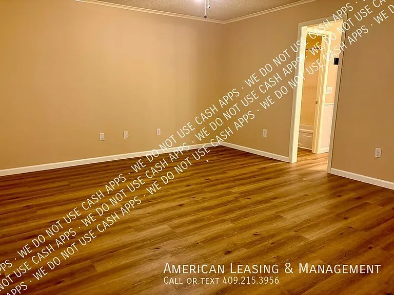 908 Townwood Dr — Photo 8