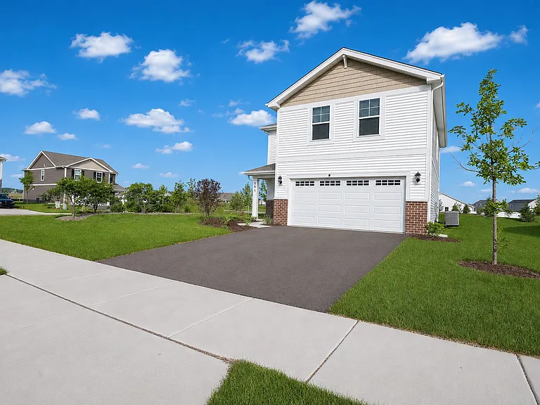 101 Fieldcrest Ave — Photo 2