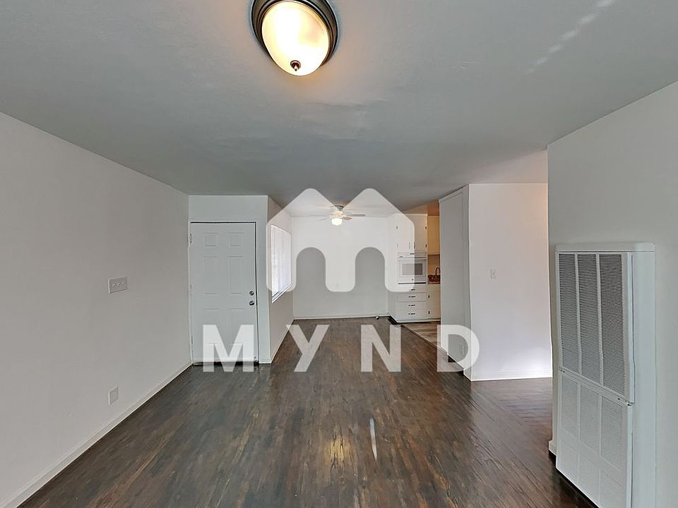 1st image of 3715 Lincoln Ave APT 1
