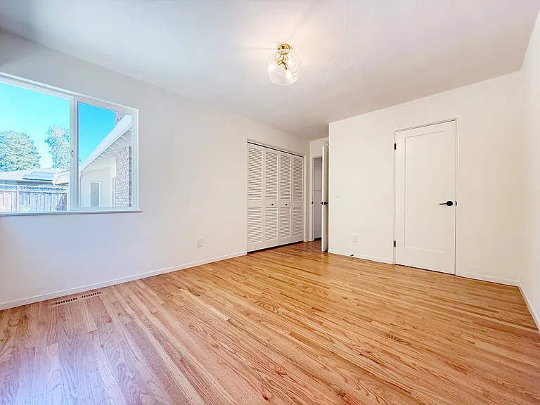 115 Crestview Ter — Photo 16