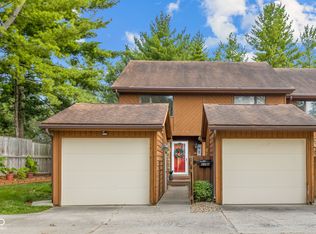 3191 Sycamore Dr, Columbus, IN 47203