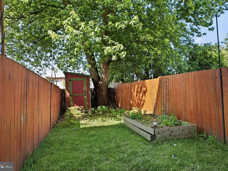 4834 Ogle St — Photo 26