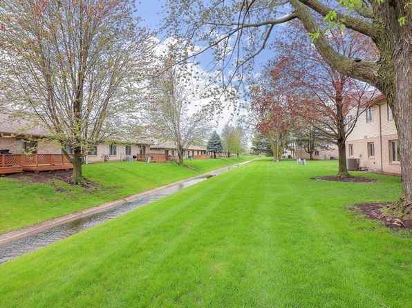 2604 Crescenzo Dr, Joliet, IL 60436