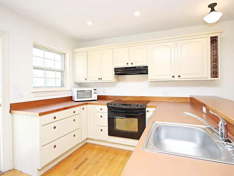 1412 Cherry Ave — Photo 7