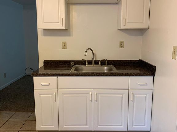 2nd image of 193 Vermont St #1