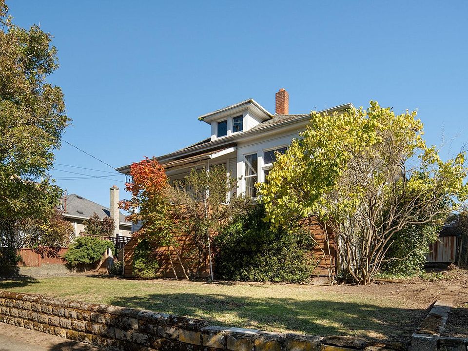 1st image of 2639 Prior St