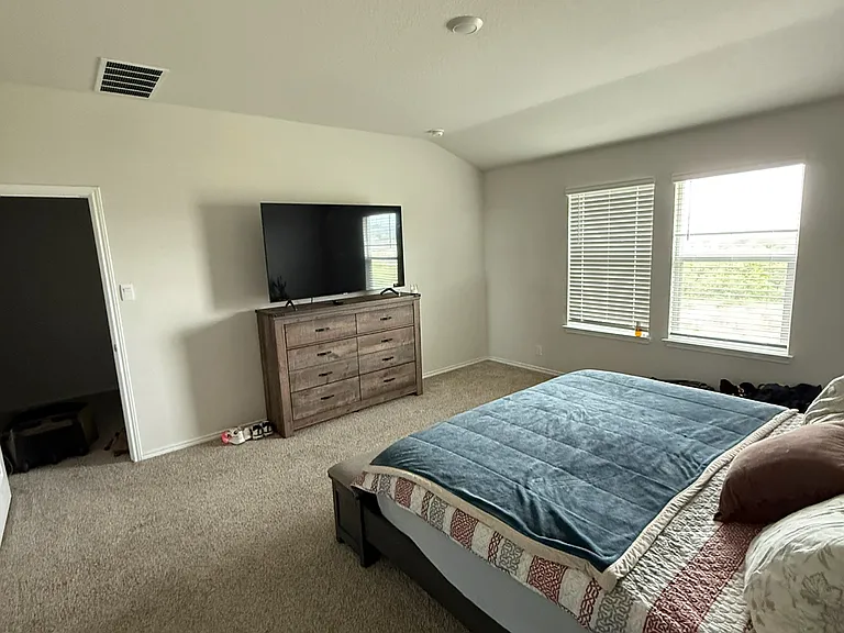 10608 Napoleon St — Photo 10