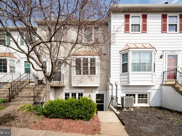 13770 Flowing Brook Ct, Chantilly, VA 20151