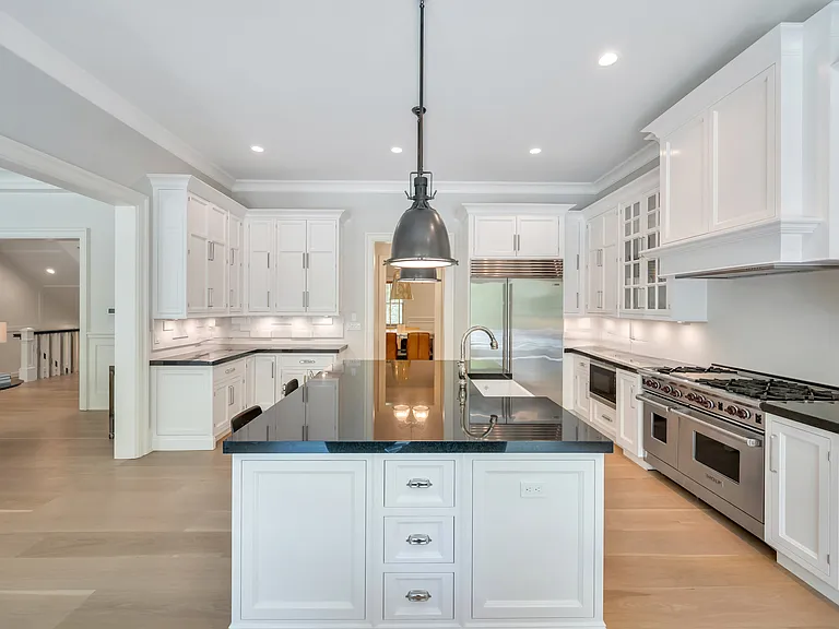 22 E Woods Path — Photo 9