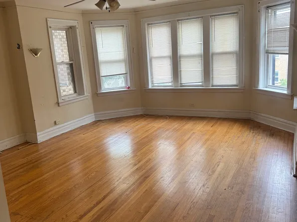 6244 N Washtenaw Ave APT 3, Chicago, IL 60659