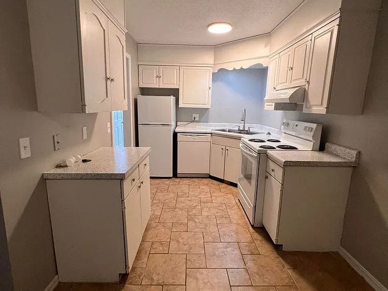 Woodward Park Apartments — Photo 17
