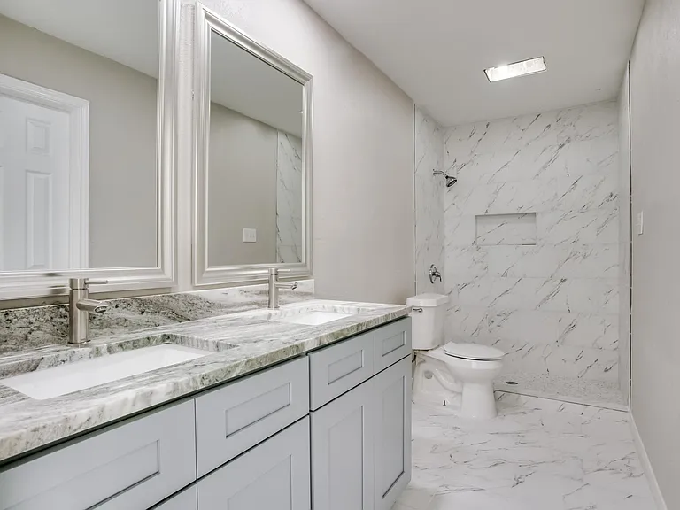 5102 Lakeridge Ct — Photo 5