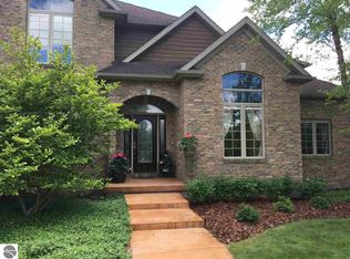 768 Stone Ridge Dr, Mount Pleasant, MI 48858
