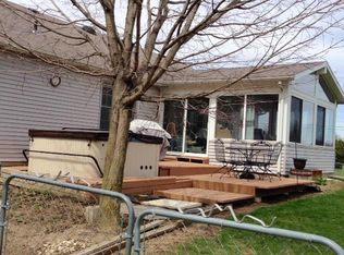 11018 Forest Dr, Plymouth, IN 46563