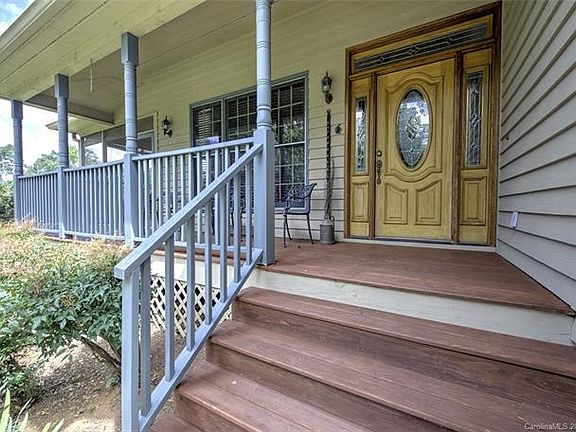 4th image of 306 Harwood Ln