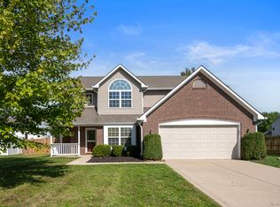 502 Acorn Dr, Whiteland, IN 46184