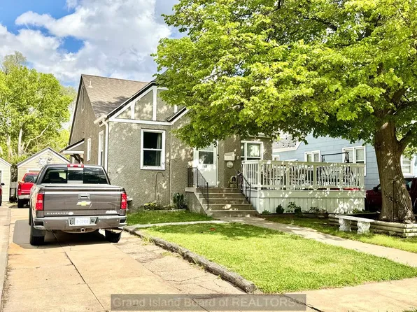 311 S Oak St, Grand Island, NE 68801