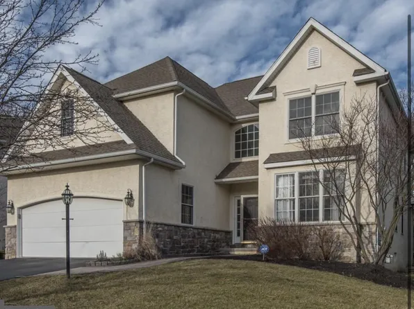 115 Ceton Ct, Broomall, PA 19008