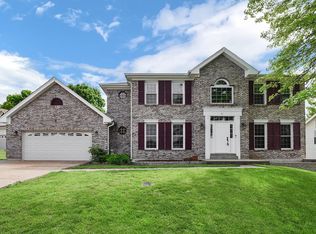 21 Orvieto Ct, Florissant, MO 63031