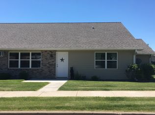 1906 Providence Ct, Eau Claire, WI 54703