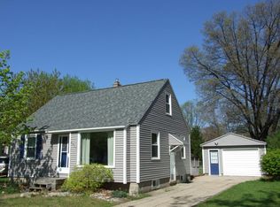 2637 Liberty Rd, Muskegon, MI 49441