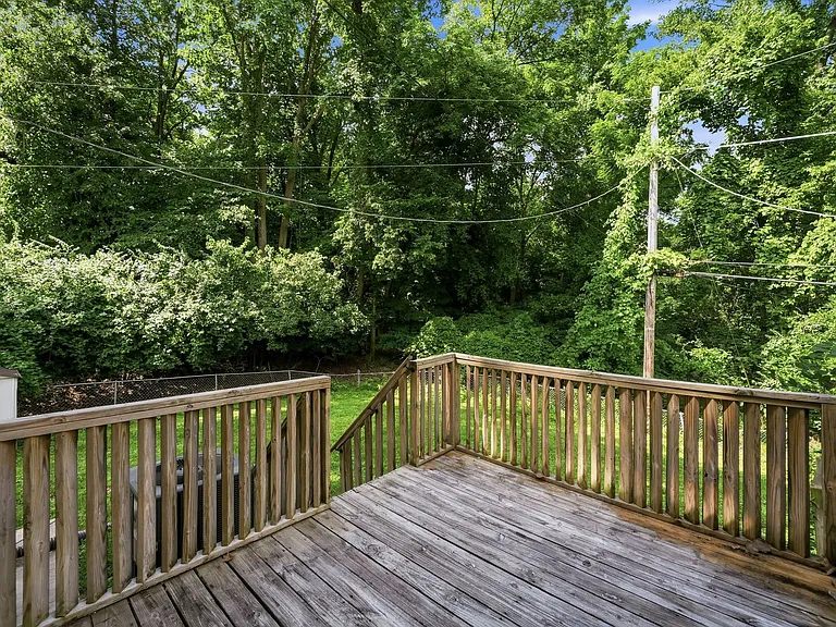 2216 Jackson Dr — Photo 15