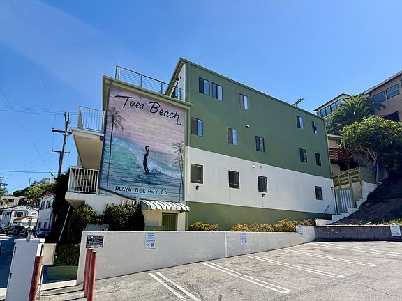 4th image of 308 Pershing Dr APT D