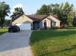 11 Chippewa Run, Pana, IL