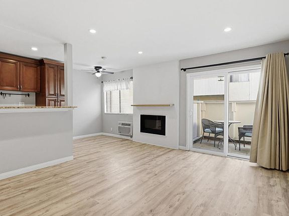 2nd image of 28947 Thousand Oaks Blvd Unit 131