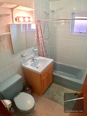 Rented by Highline Residential | media 38