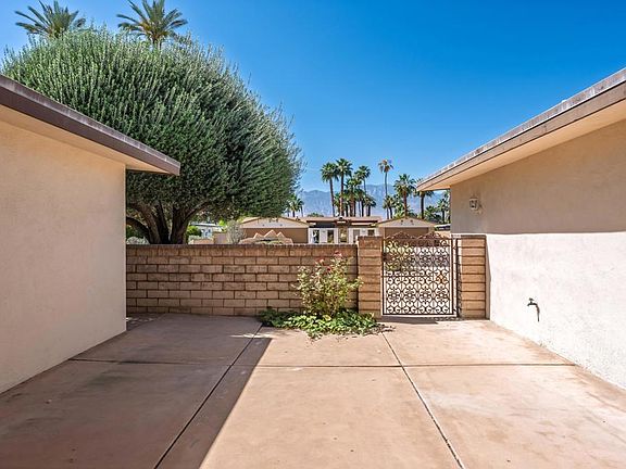 3rd image of 36990 Ferber Dr