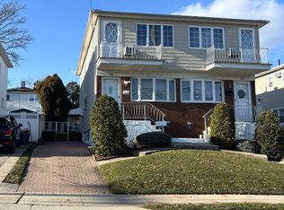 99 Thollen St, Staten Island, NY 10306