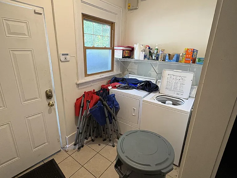 110 S College Ave — Photo 11
