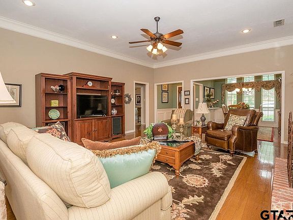 5th image of 5808 Plantation Dr