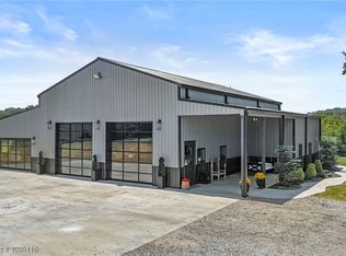 1423 Wood Hills Rd, Van Buren, AR 72956