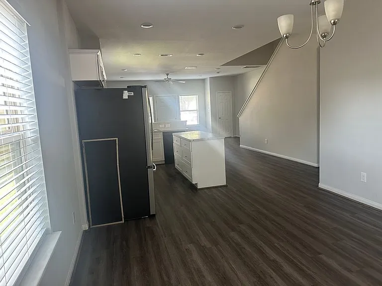 8718 Scott St #B — Photo 7