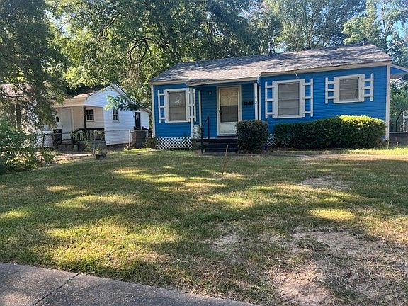 2nd image of 2727 Mimosa Ave