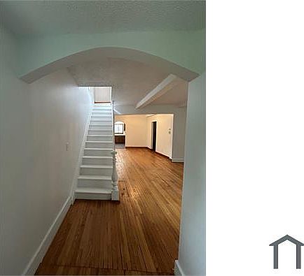 5th image of 408 S Huron St