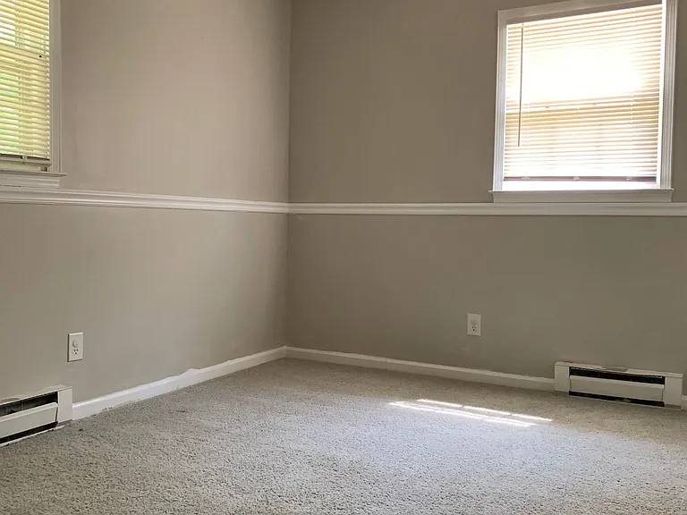4804 Yorkwood Dr — Photo 5