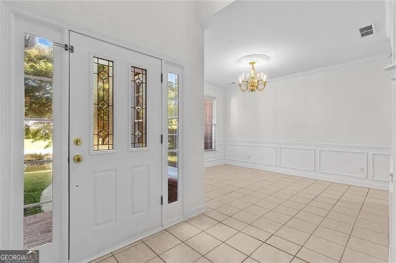 3 bed, 2.5 bath, 2530 sqft, $3,595 — Photo 4