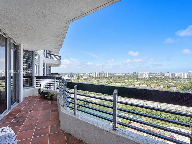3530 Mystic Pointe Dr #2907 — Photo 7